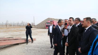 Erhan Adem Karapınar’da: “Şeker Fabrikası Kapasitesini Artırmalı, Çiftçi Mağdur Edilmemeli”