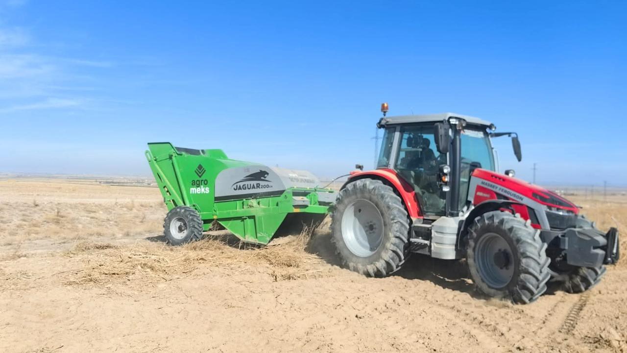 TAŞ TOPLAMA MAKİNASI ÇİFTÇİLERİN HİZMETİNE SUNULDU