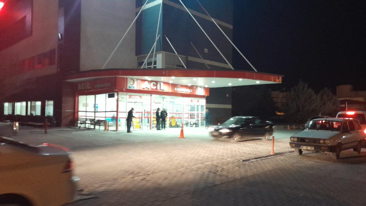 Emirgazi’de Silahlı Saldırı Dehşeti: 2 Yaralı, Zanlı Yakalandı