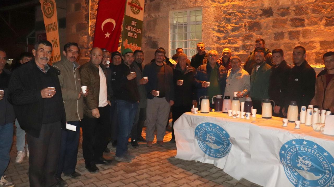 Karapınar’da Kandil Coşkusu: Ballı Süt İkramı