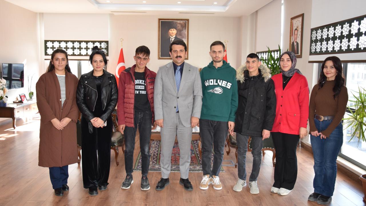Kaymakam Öztürk’e 3 Aralık Engelliler Günü Öncesi Ziyaret