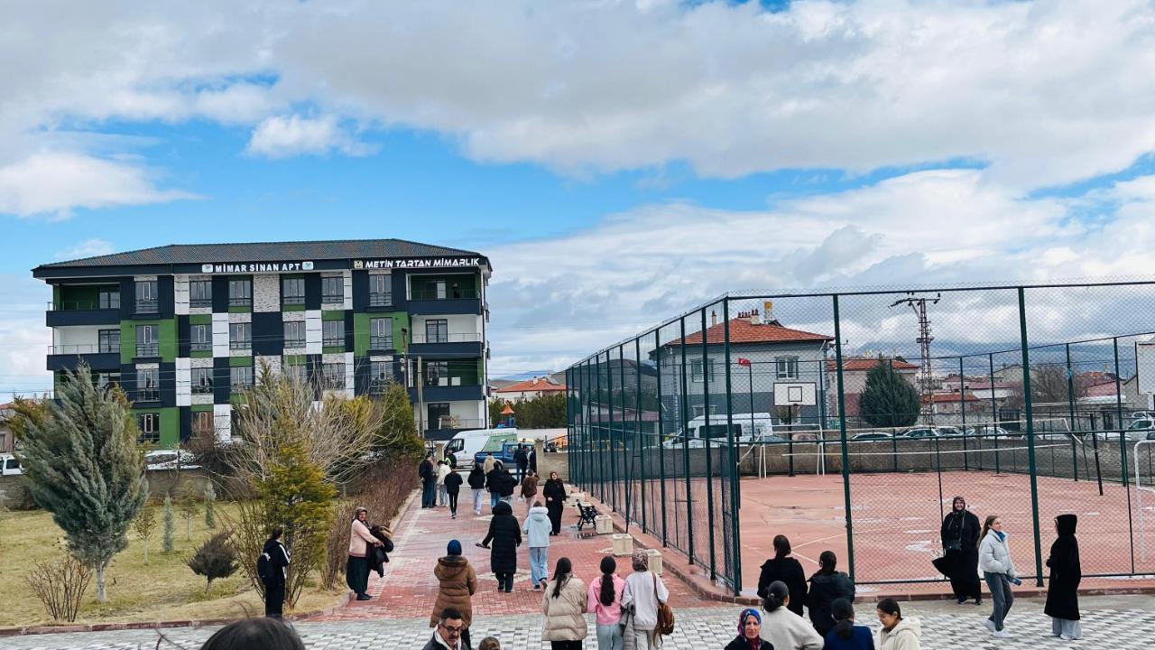 Mimar Sinan’da Bursluluk Sınavı Heyecanı