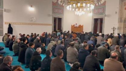 SULTAN SELİM CAMİİ’NDE BERAT KANDİLİ COŞKUSU