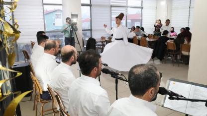 KYK’DA GÖNÜL SOFRASI: PROTOKOL VE GENÇLER AYNI MASADA