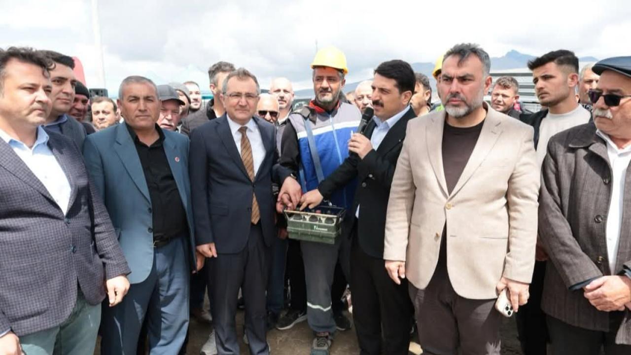 Kesmez’de Çok Amaçlı Düğün Salonu Temeli Atıldı