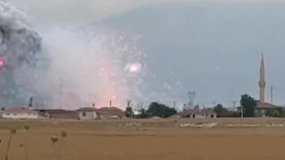 Konya'da Havai Fişek Deposunda Korkutan Yangın